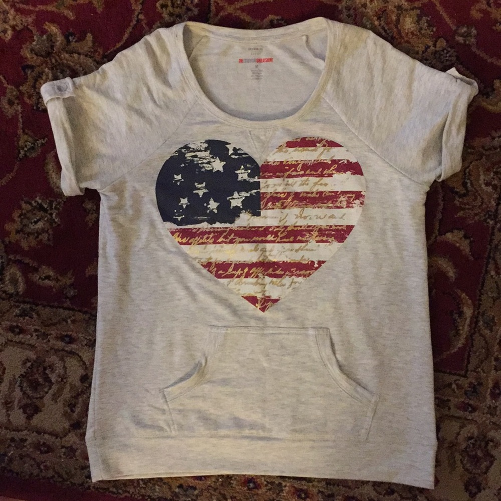 Tshirt sweatshirt material with kangaroo pockets